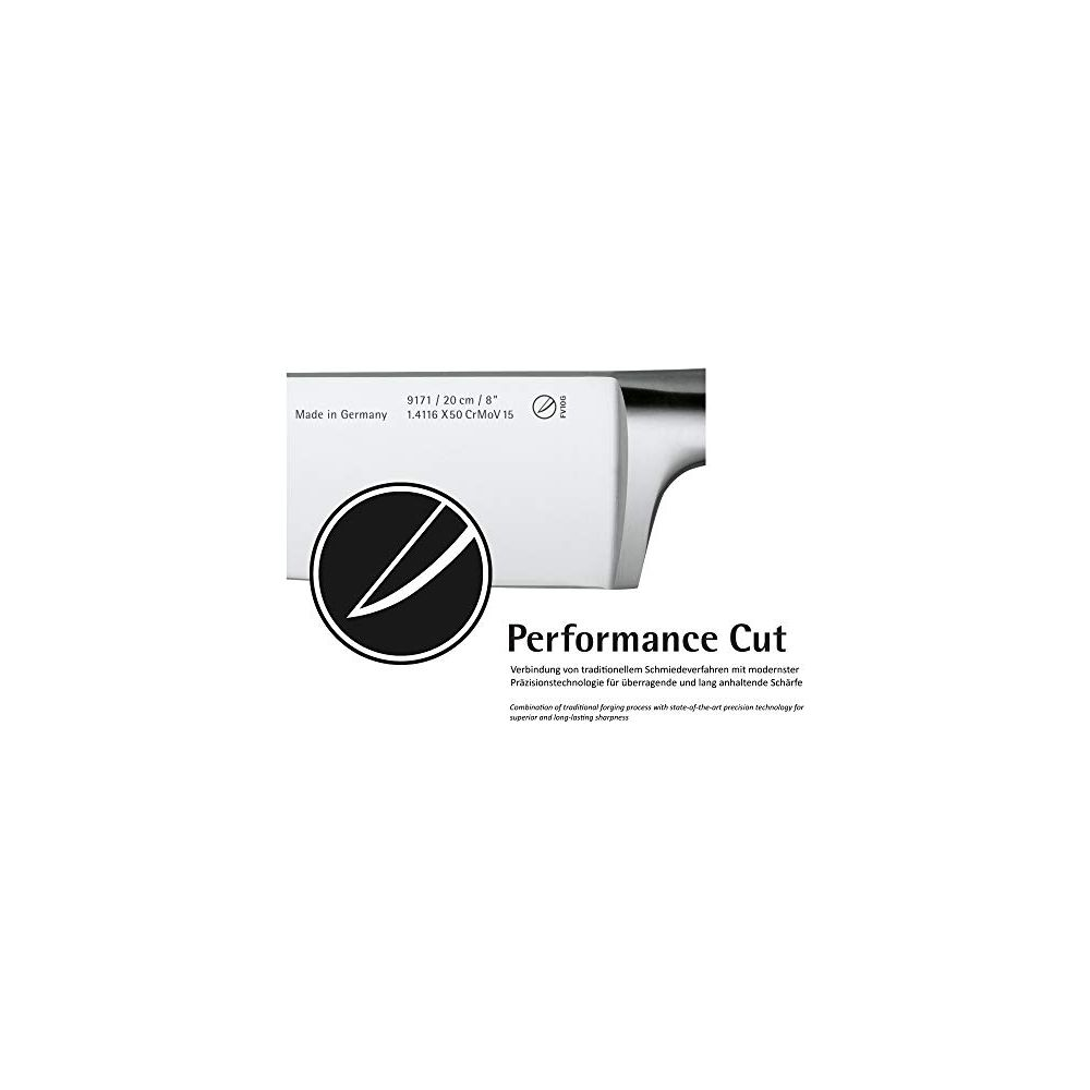 Ein Messer mit "Performance Cut"-Schriftzug, Herkunft Deutschland.