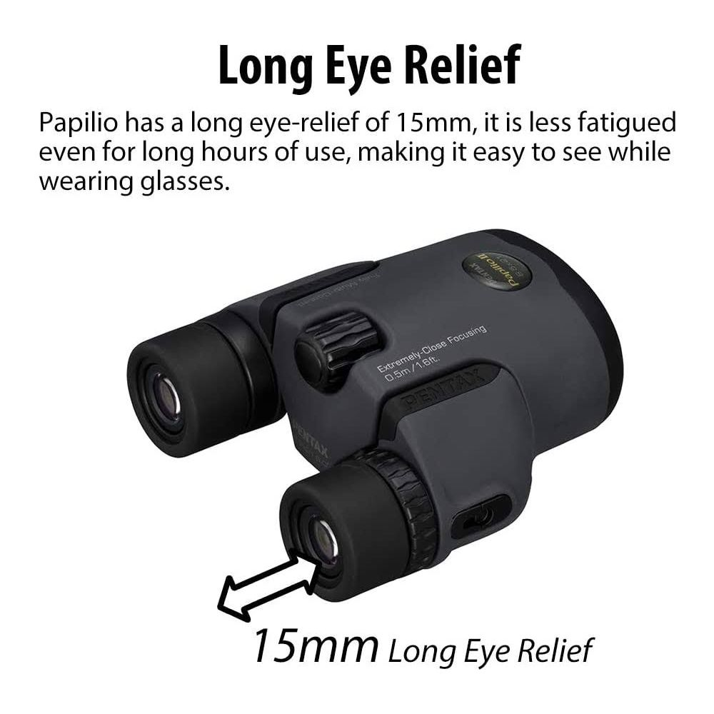 Binocolo Pentax grigio con testo e freccia che indica 15 mm di rilievo oculare.