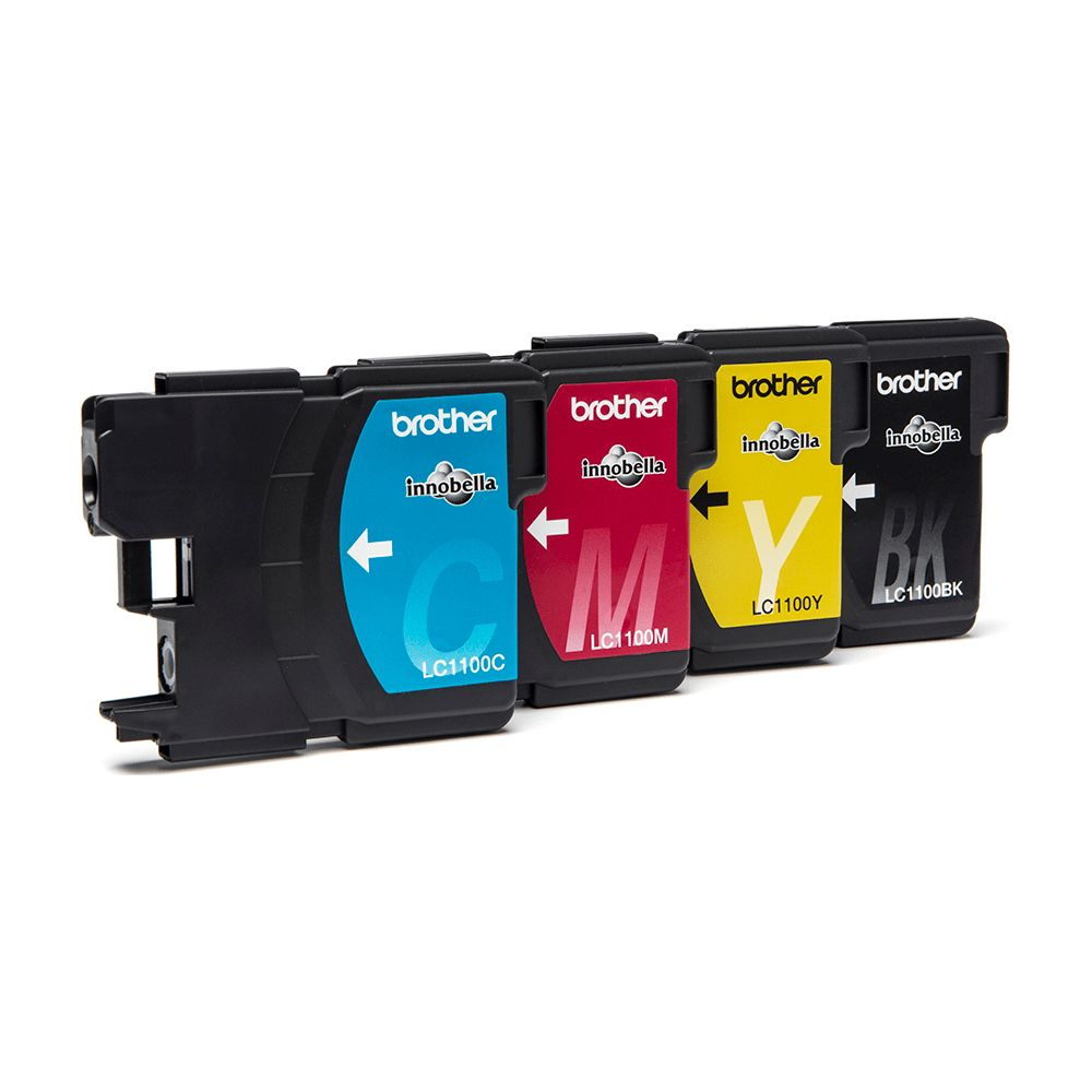Vier Brother inktcartridges in cyaan, magenta, geel en zwart op een rij.