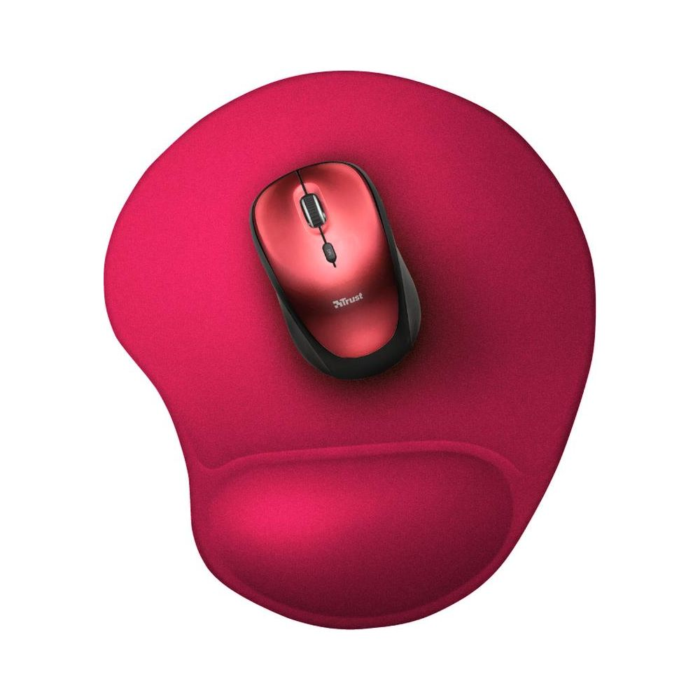Souris rouge sur tapis de souris rose assorti avec repose-poignet.
