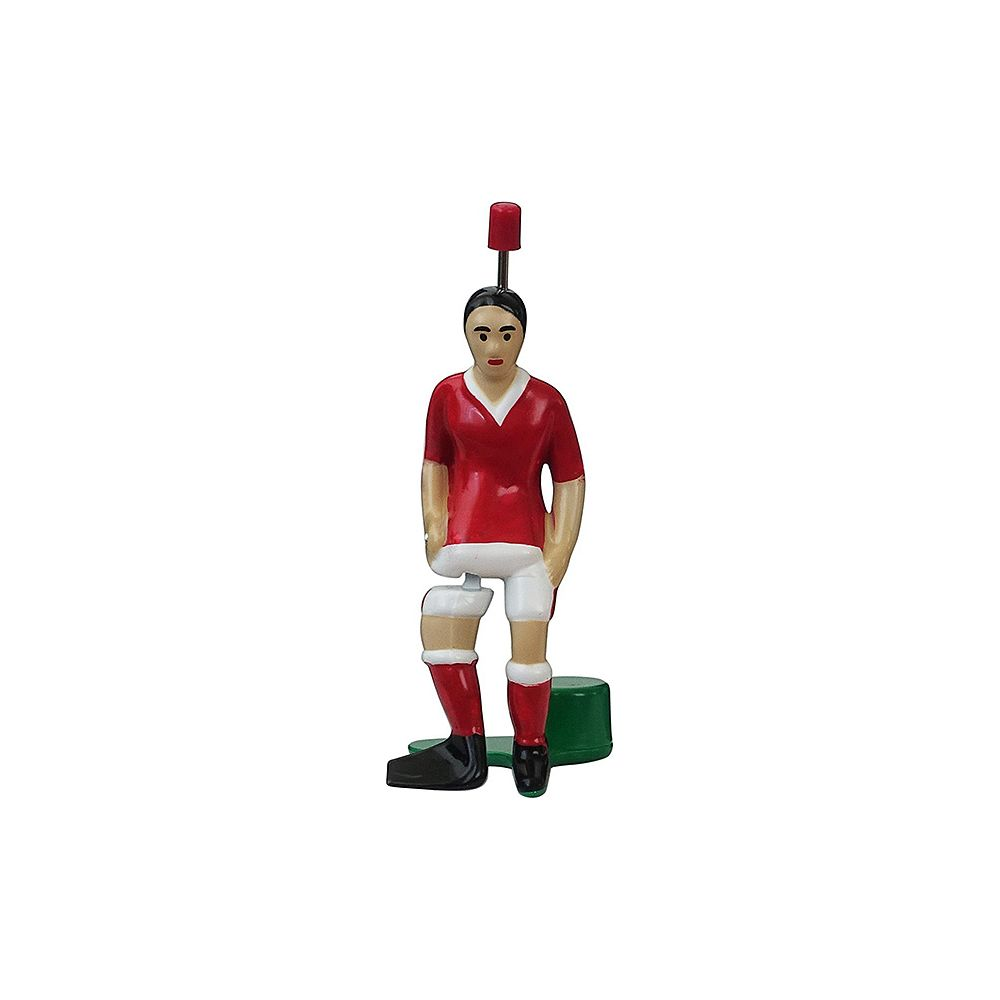 Ein Fußballfigurenspieler in Rot und Weiß auf grünem Sockel.