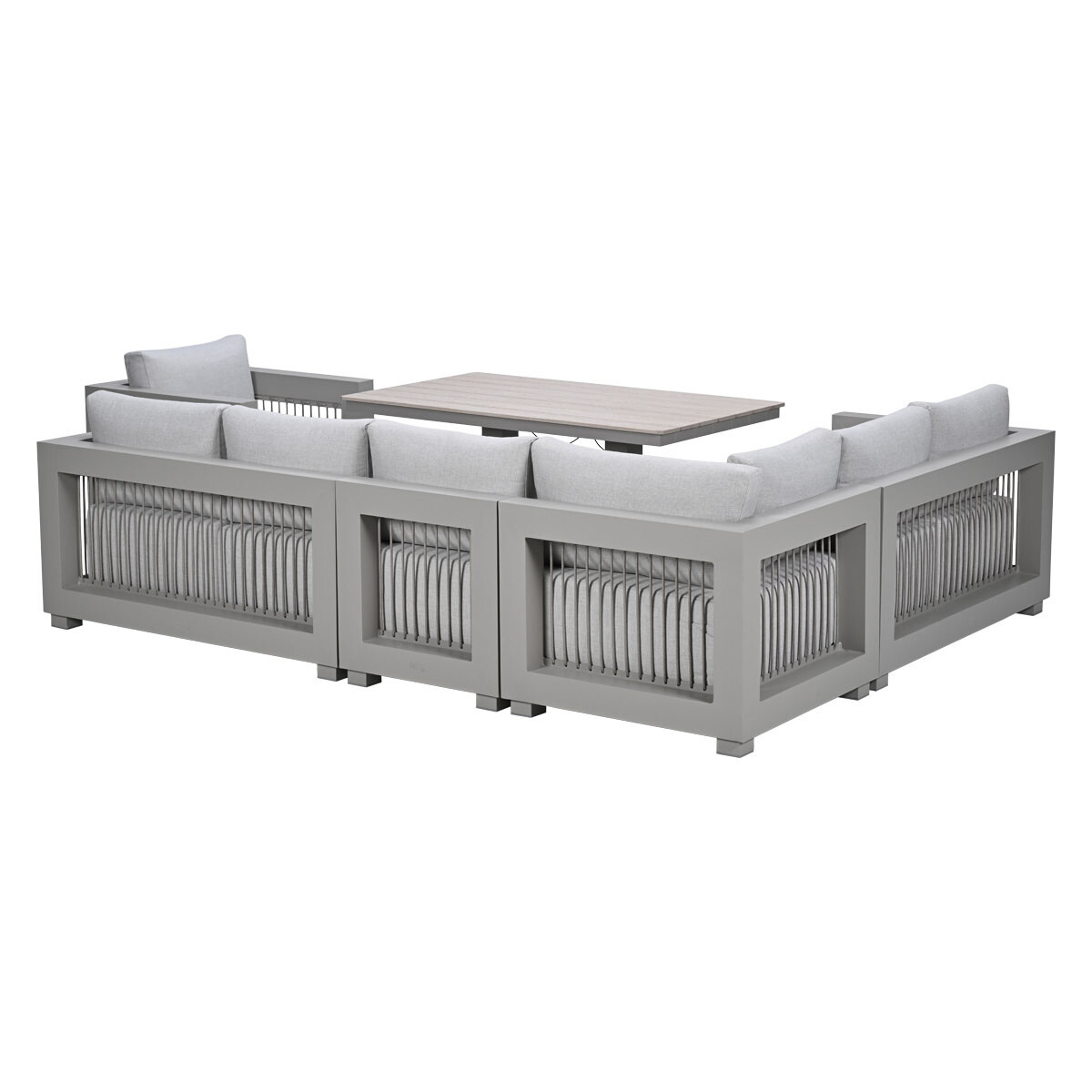 Grijze hoekbank en tafel. Moderne buitenmeubels met kussens.