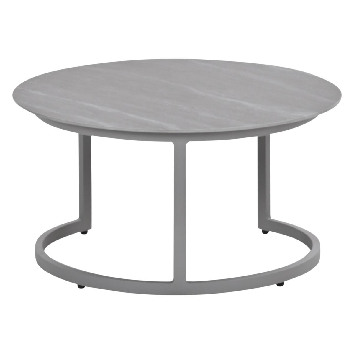 Een ronde, grijze salontafel met marmerpatroon en slanke metalen poten.
