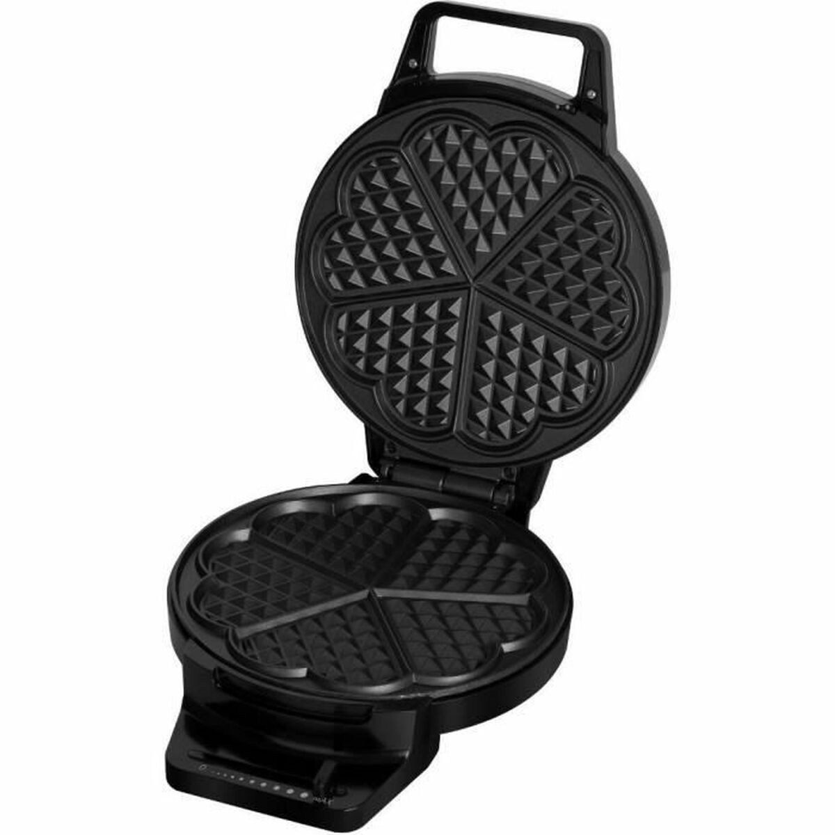 Ein offenes schwarzes Herz-Waffeleisen mit detaillierten Mustern auf den Heizplatten.