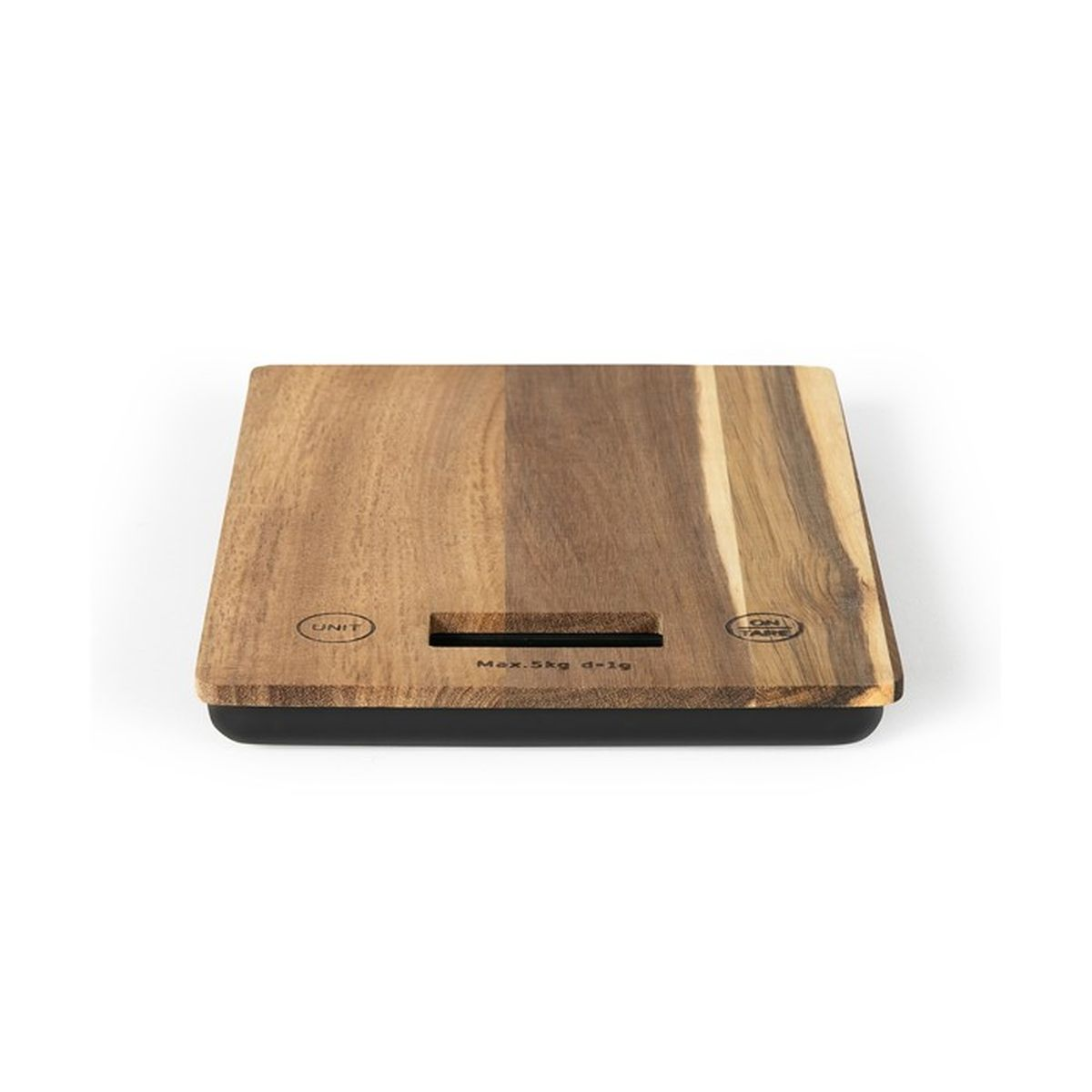 Una bilancia da cucina in legno con base nera e pulsanti digitali.