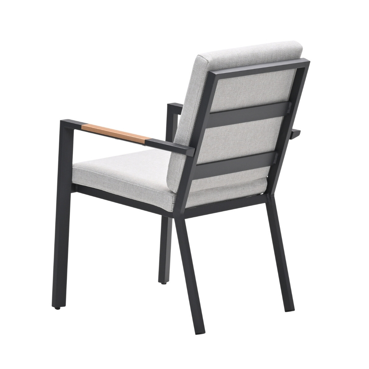 Grijze fauteuil met zwart metalen frame en houten armleuning, van achteren gezien.