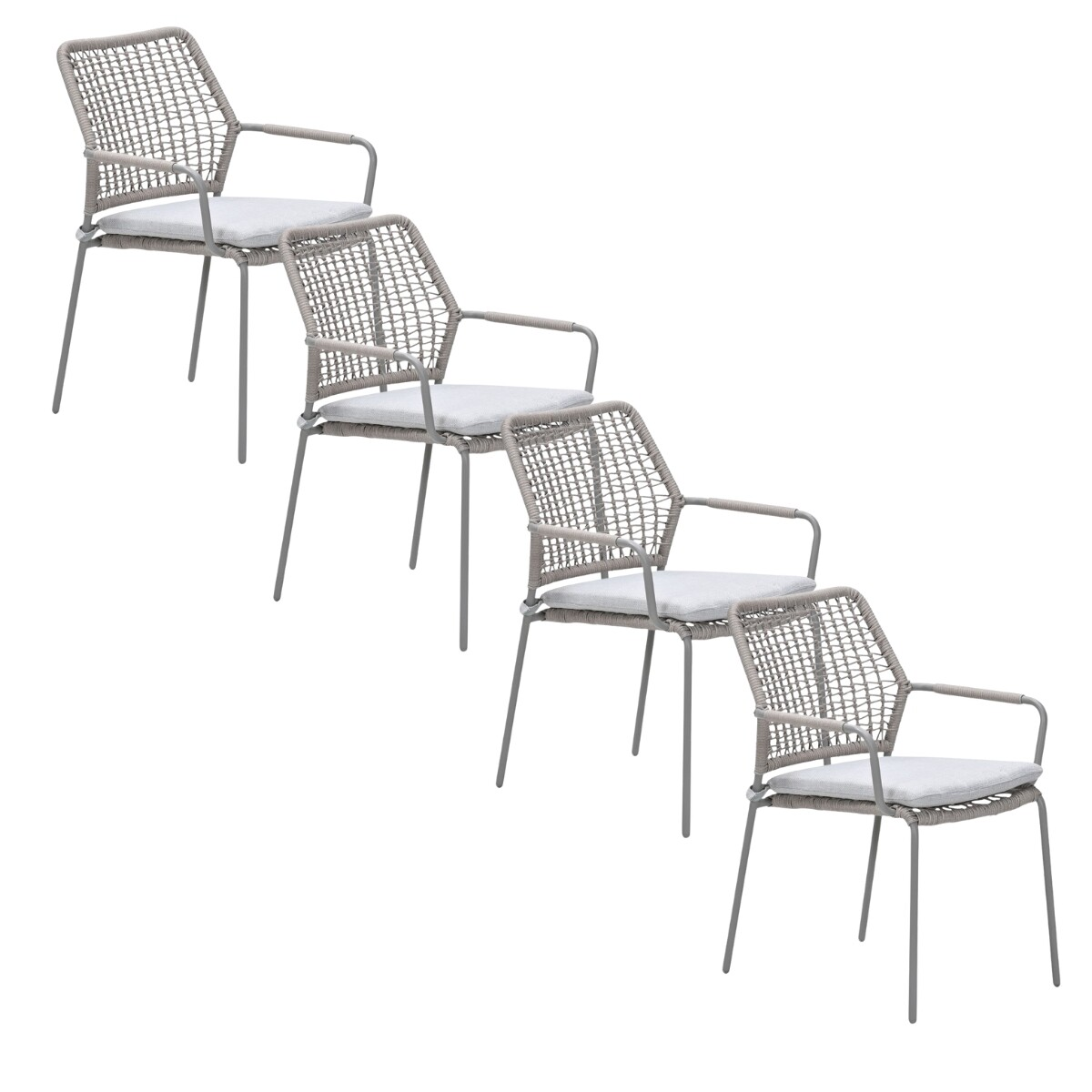 Vier grijze gevlochten stoelen met witte kussens op metalen poten.