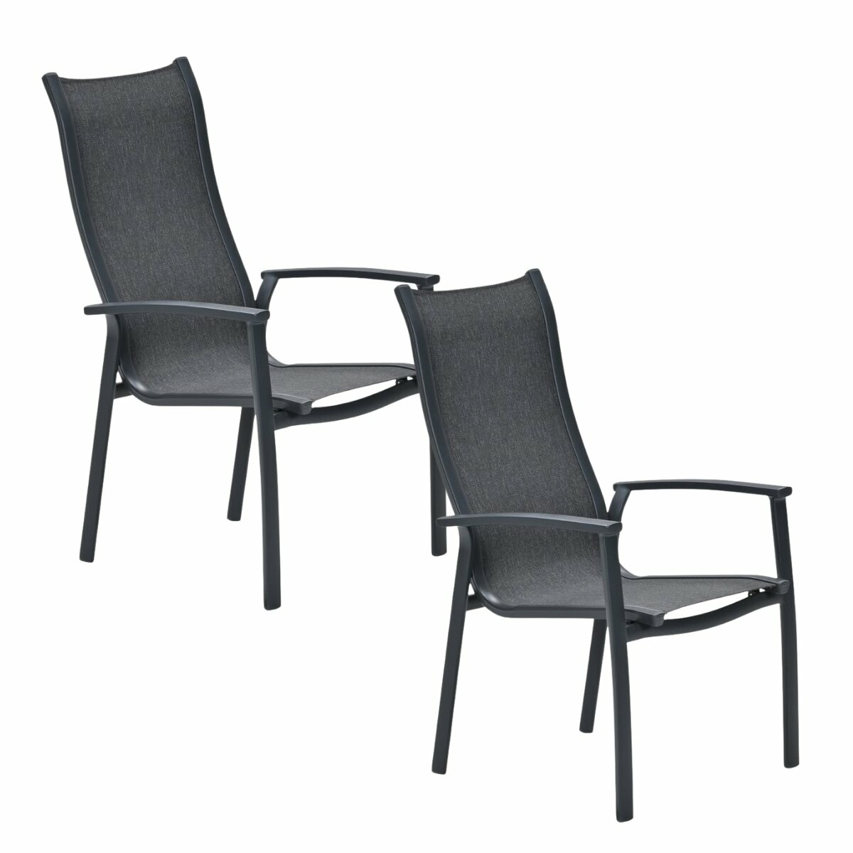 Twee donkergrijze stoffen loungestoelen op witte achtergrond.