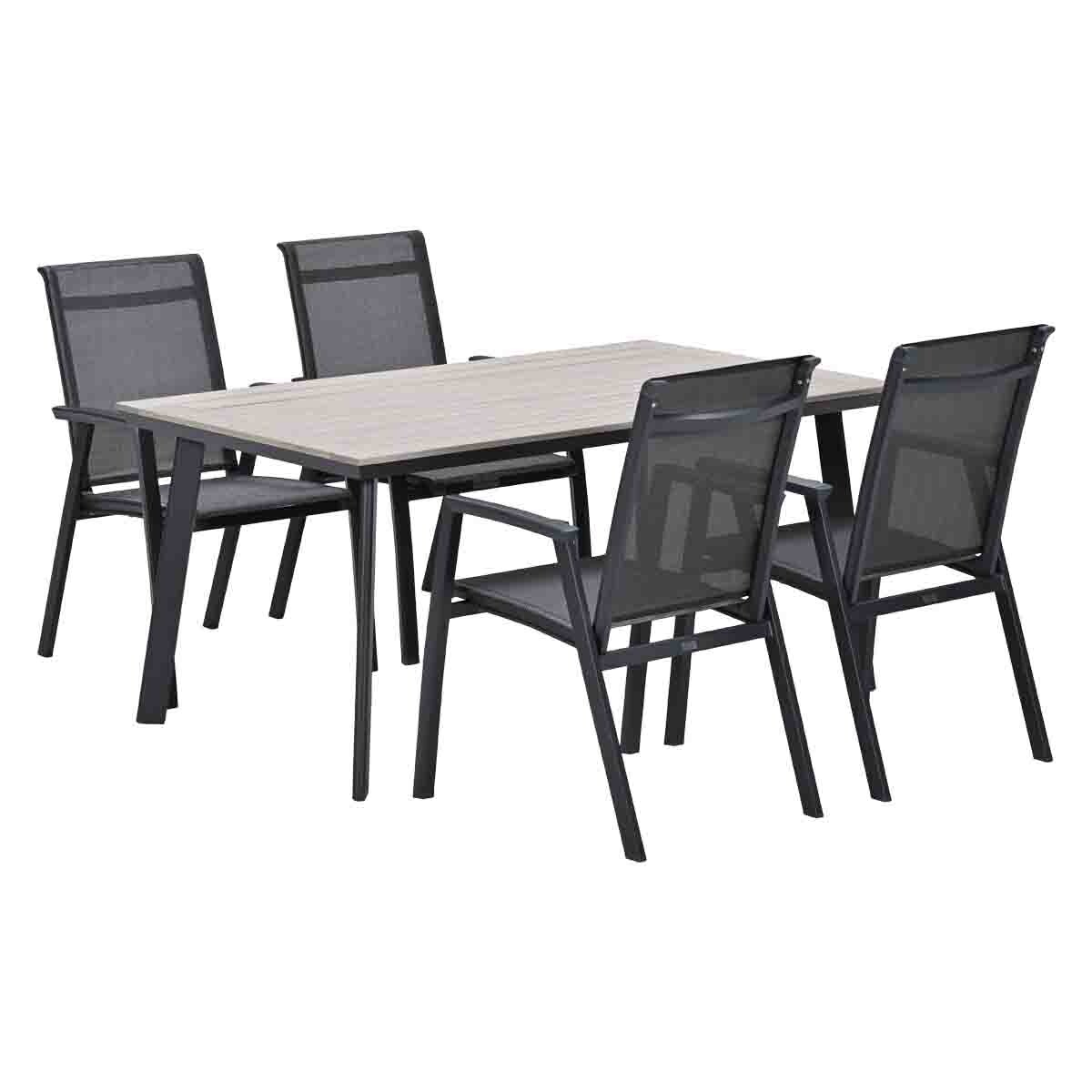 Een rechthoekige tafel met vier zwarte stoelen met netrug.