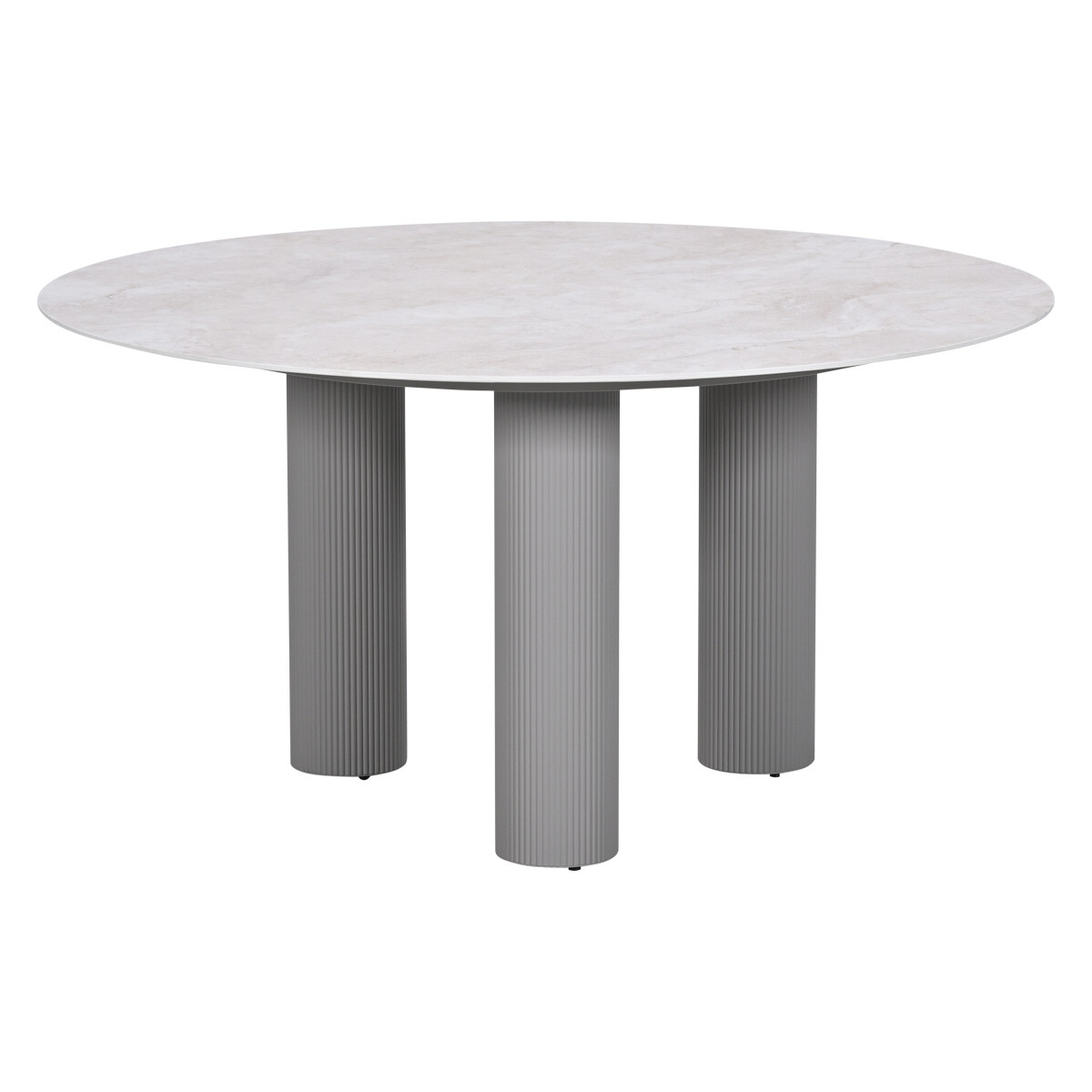 Ronde tafel met drie grijze, geribbelde pilaarpoten en een licht marmeren blad.