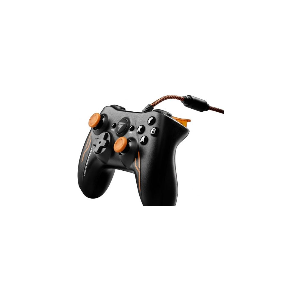 Czarny kontroler do gier z pomarańczowymi akcentami i kablem.