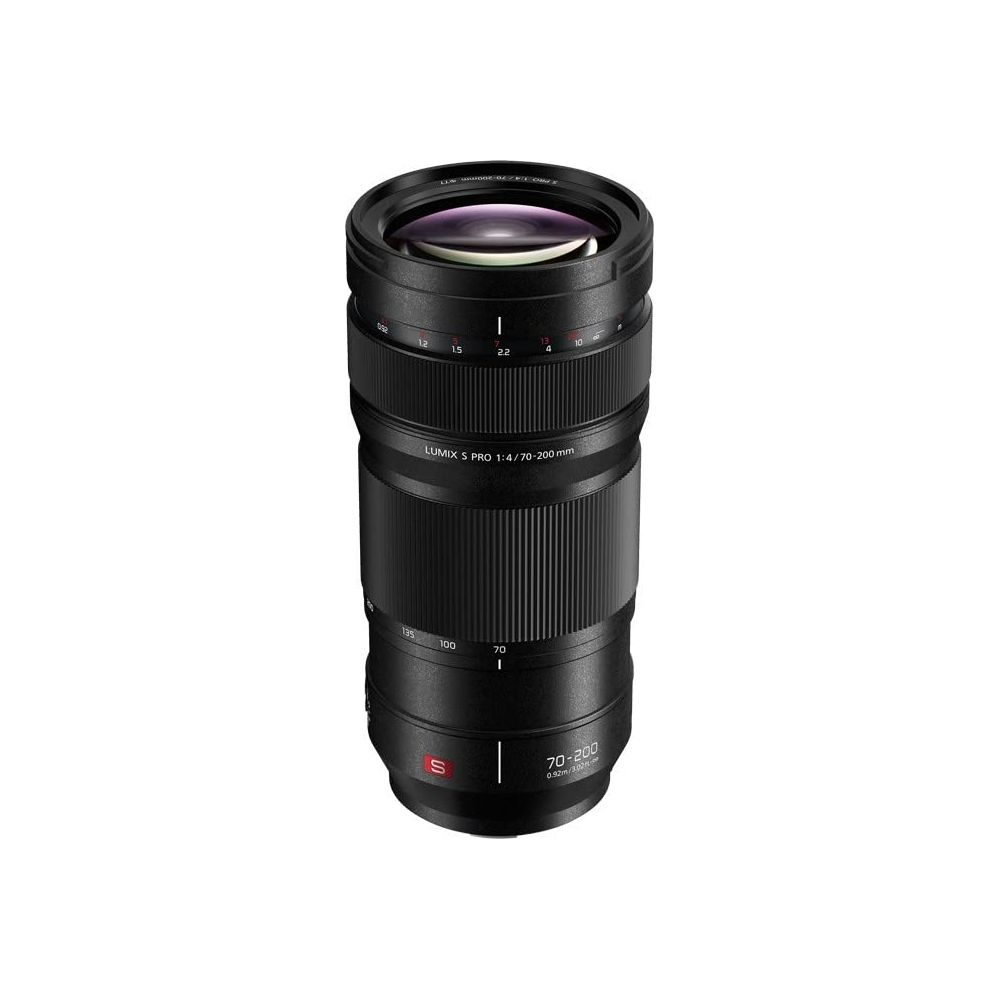 Schwarzes Lumix S Pro 70-200mm f/4 Kameraobjektiv mit Fokus- und Zoomringen.