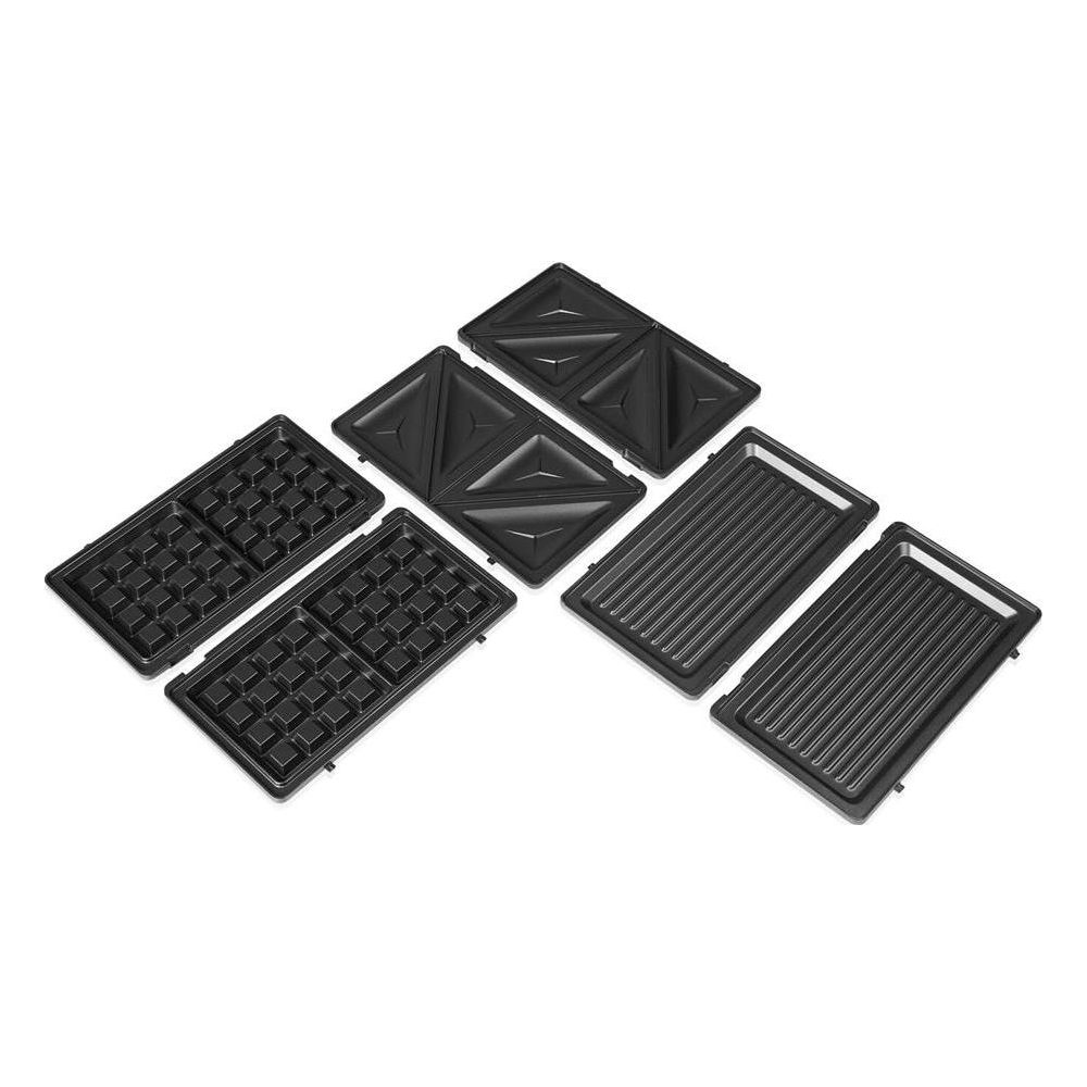 Sei piastre intercambiabili per sandwich maker: piastre per waffle, sandwich e grill.