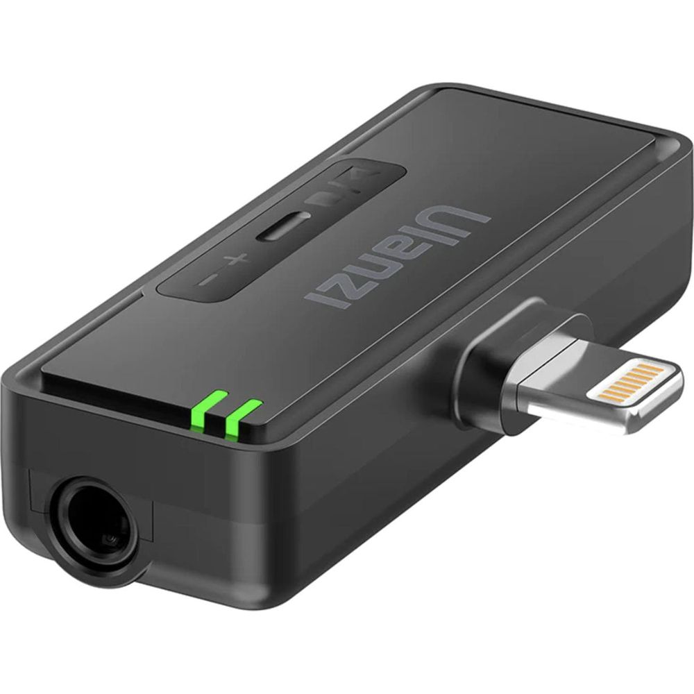 Adaptateur microphone Ulanzi noir avec connecteur Lightning et prise jack 3,5 mm.