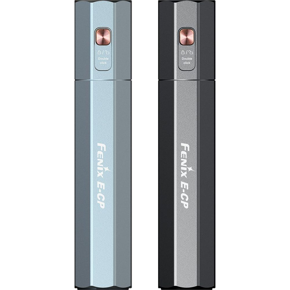 Deux lampes de poche Fenix E-CP, une bleu clair et une gris foncé.