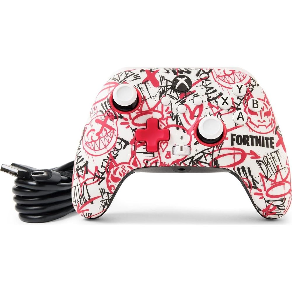 Ein weißer Fortnite-Controller mit rotem Graffiti-Design und schwarzem Kabel.