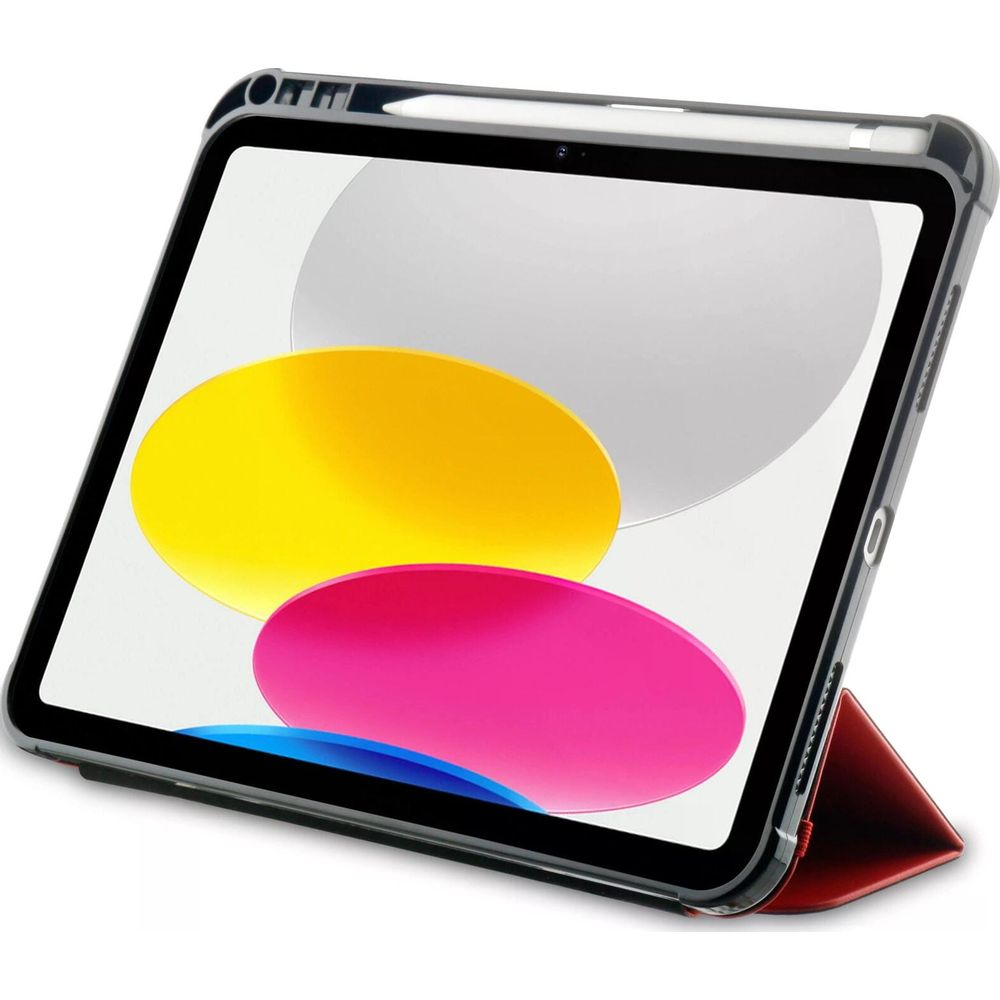 Une tablette avec stylet dans un étui transparent, posée sur un support rouge.