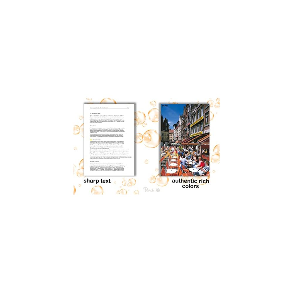 Un documento con testo e un'immagine di un caffè all'aperto con molta gente.
