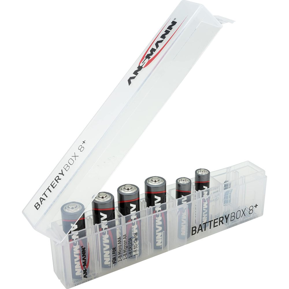 Eine transparente Batteriebox mit sechs Batterien und der Aufschrift ANMANN.