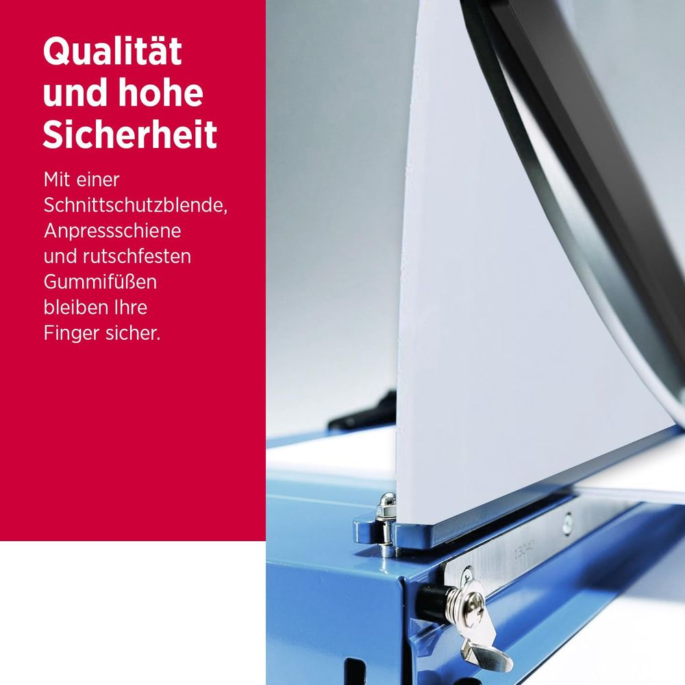 Blauer Aktenvernichter mit rotem Textfeld: Qualität und Sicherheit.