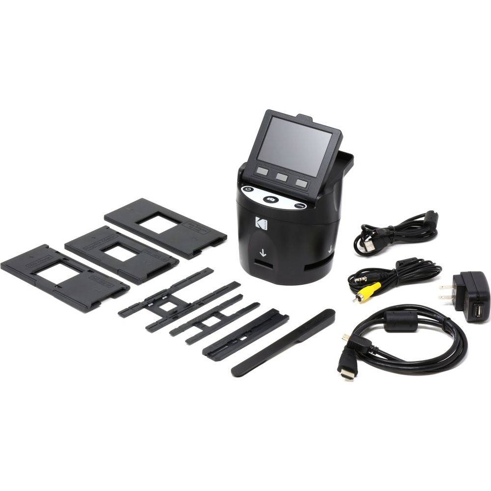 Kodak-Diascanner mit Zubehör: Adapter, Kabel und Netzteil.