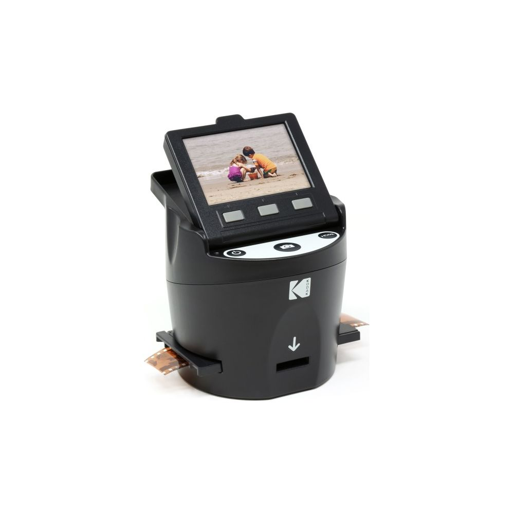 Ein schwarzer Kodak Filmscanner mit einem Bildschirm, der zwei Kinder am Strand zeigt.