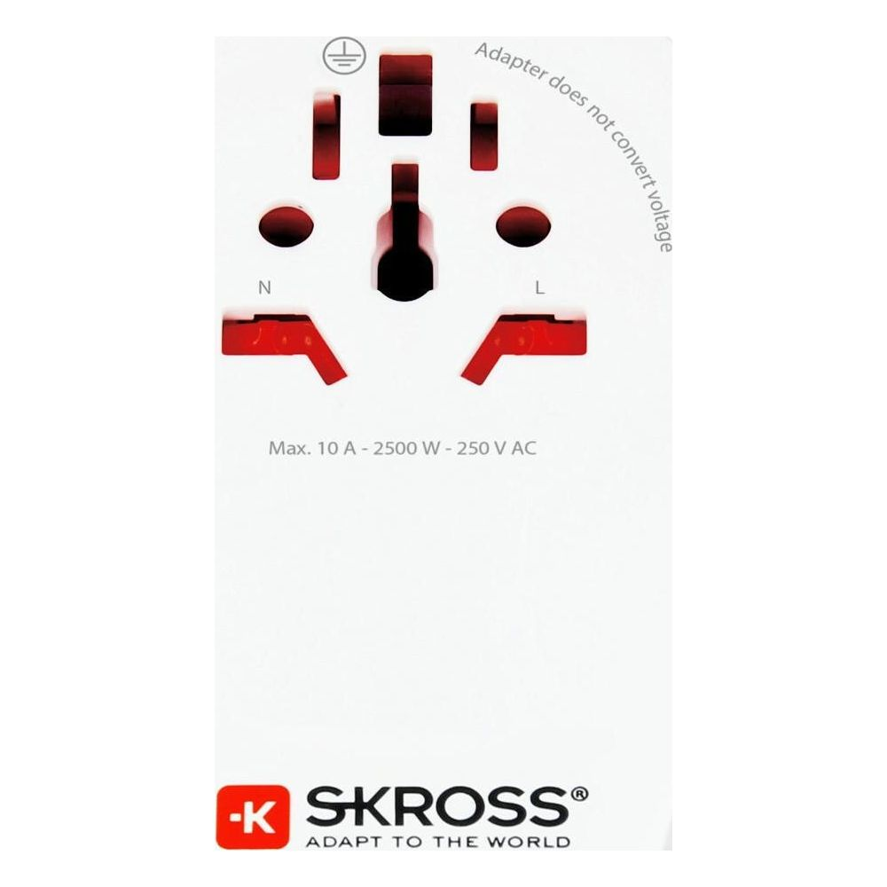 Un adattatore universale bianco con fessure ed etichette rosse.