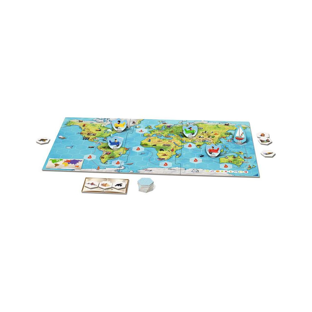 Eine Weltkarte mit Spielfiguren wie Flugzeugen und Segelbooten.