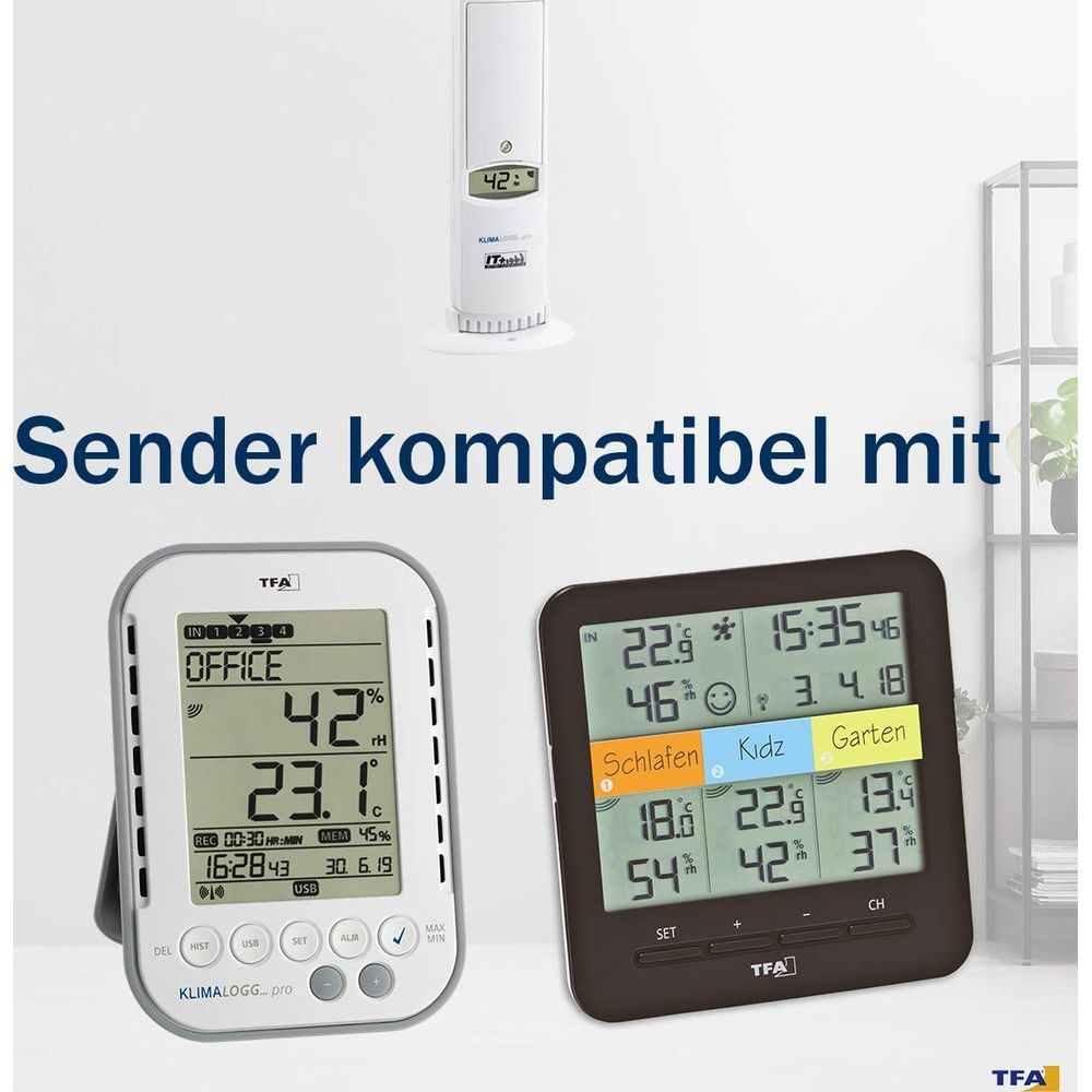 Drei TFA Wetterstationen zeigen Temperatur und Luftfeuchtigkeit an.