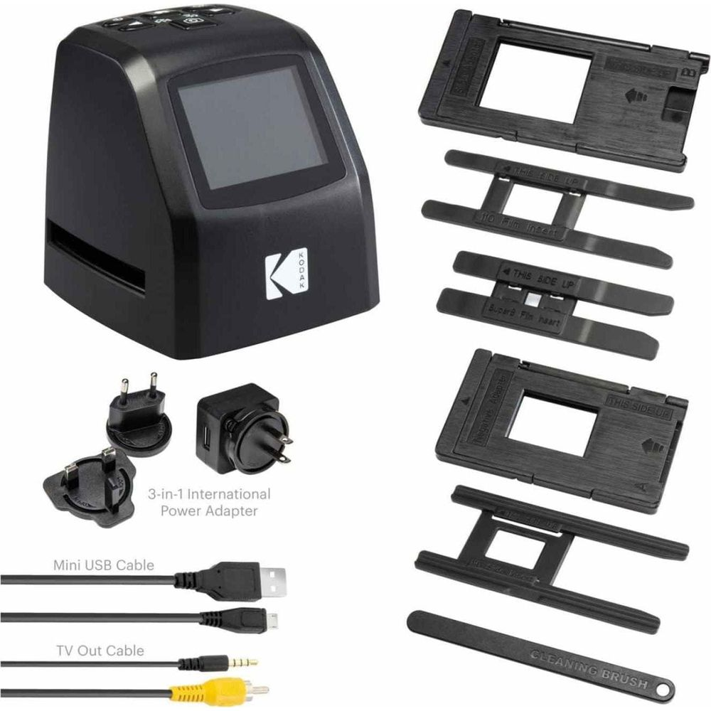 Kodak Digital Film Scanner mit Zubehör: Scanner, Adapter, Kabel und Bürste.