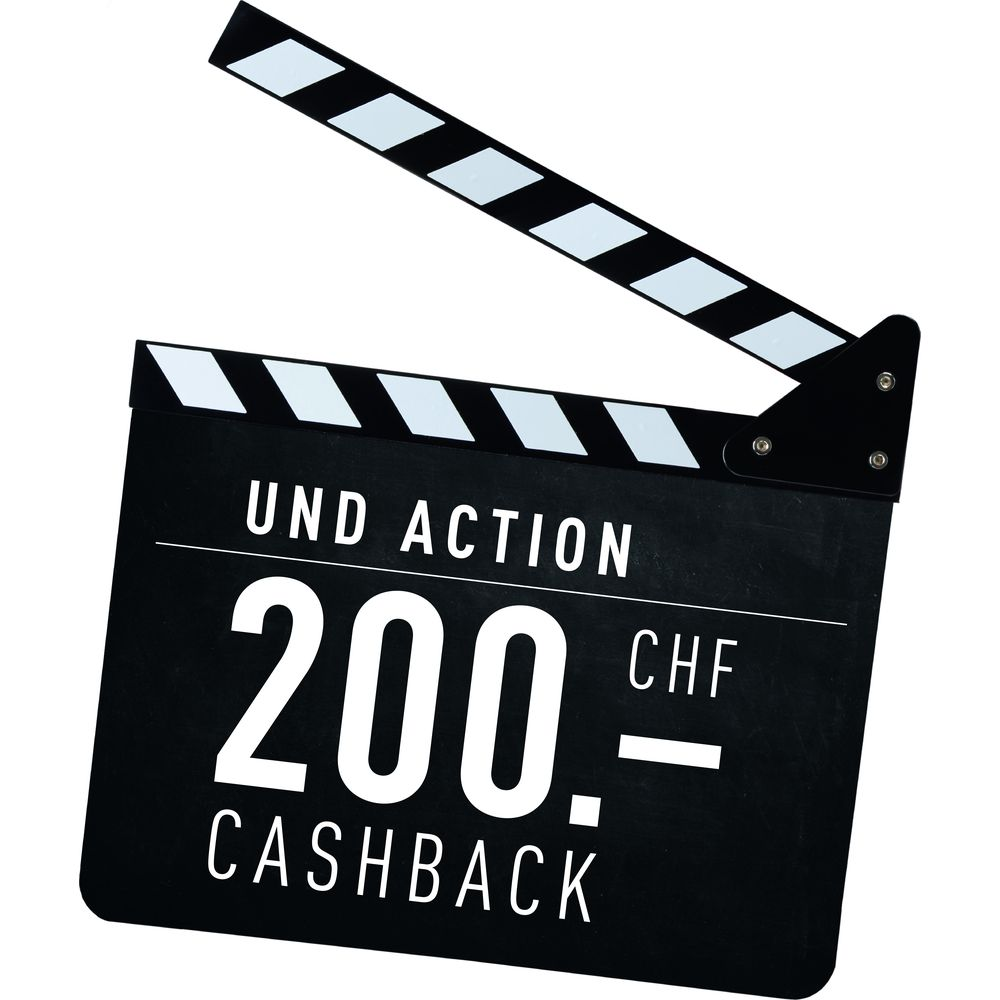 Tablica klapsztutica z napisem '200 CHF Cashback' i 'Und Action'.