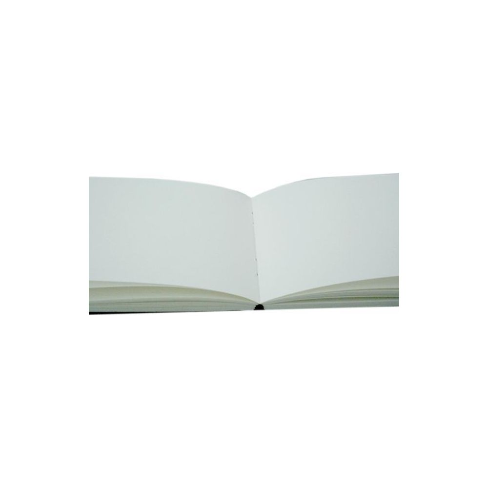 Ein aufgeschlagenes Notizbuch mit leeren weißen Seiten.