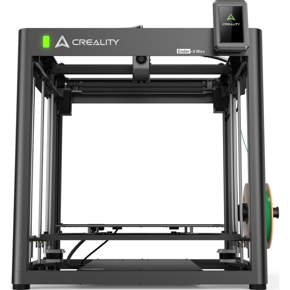 Una stampante 3D Creality Ender-5 Max grigia con una bobina di filamento verde a destra.