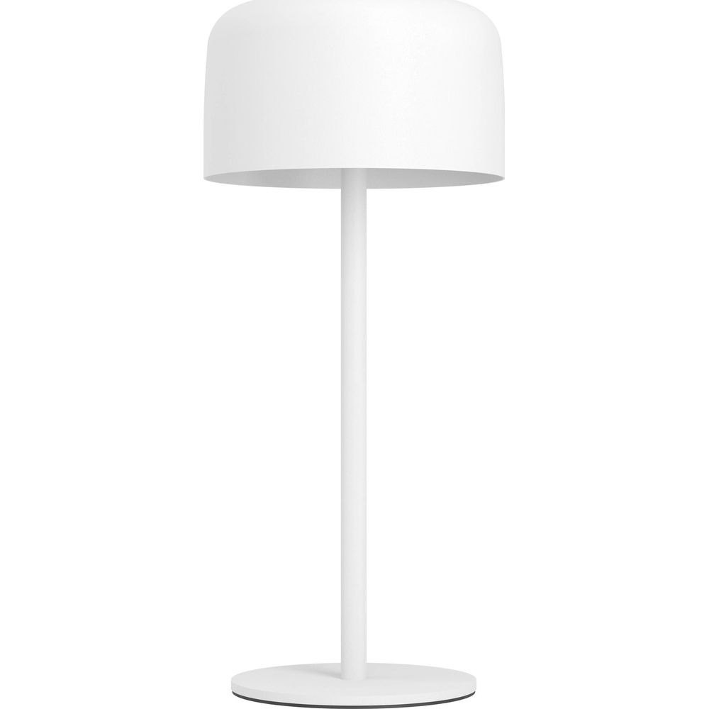 Eine weiße Stehlampe mit rundem Lampenschirm und schlankem Ständer auf weißem Hintergrund.