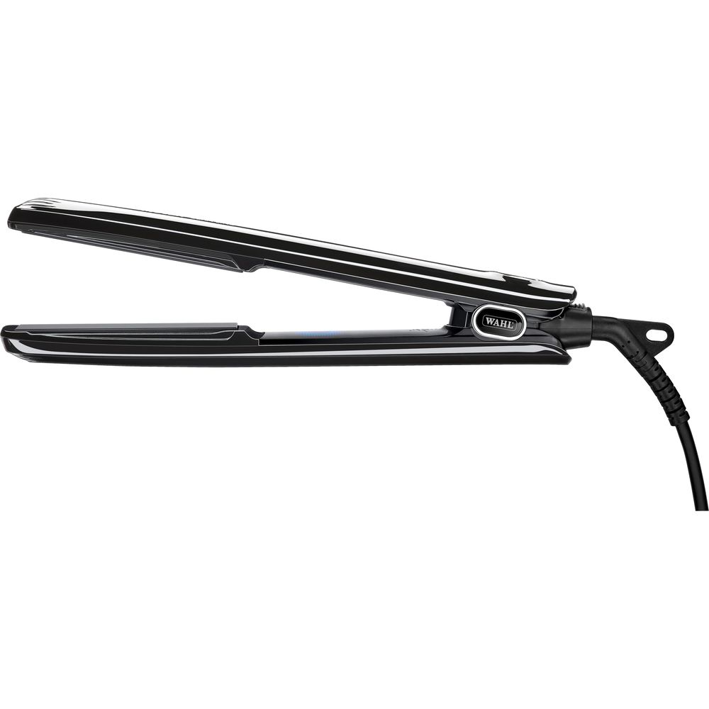 Ein schwarzer WAHL Haarglätter mit silbernen Streifen, die Heizplatten sind geöffnet.