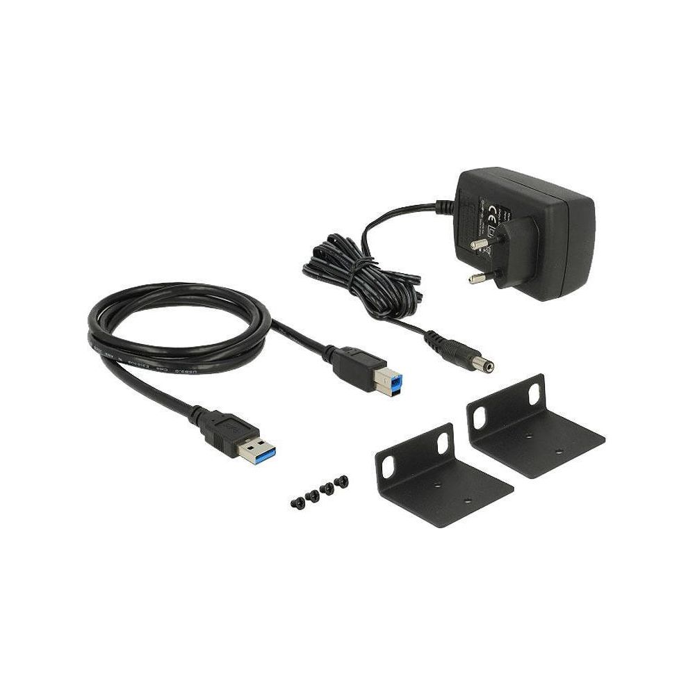 Netzteil, USB 3.0 Kabel, Schrauben und Halterungen auf weißem Hintergrund.