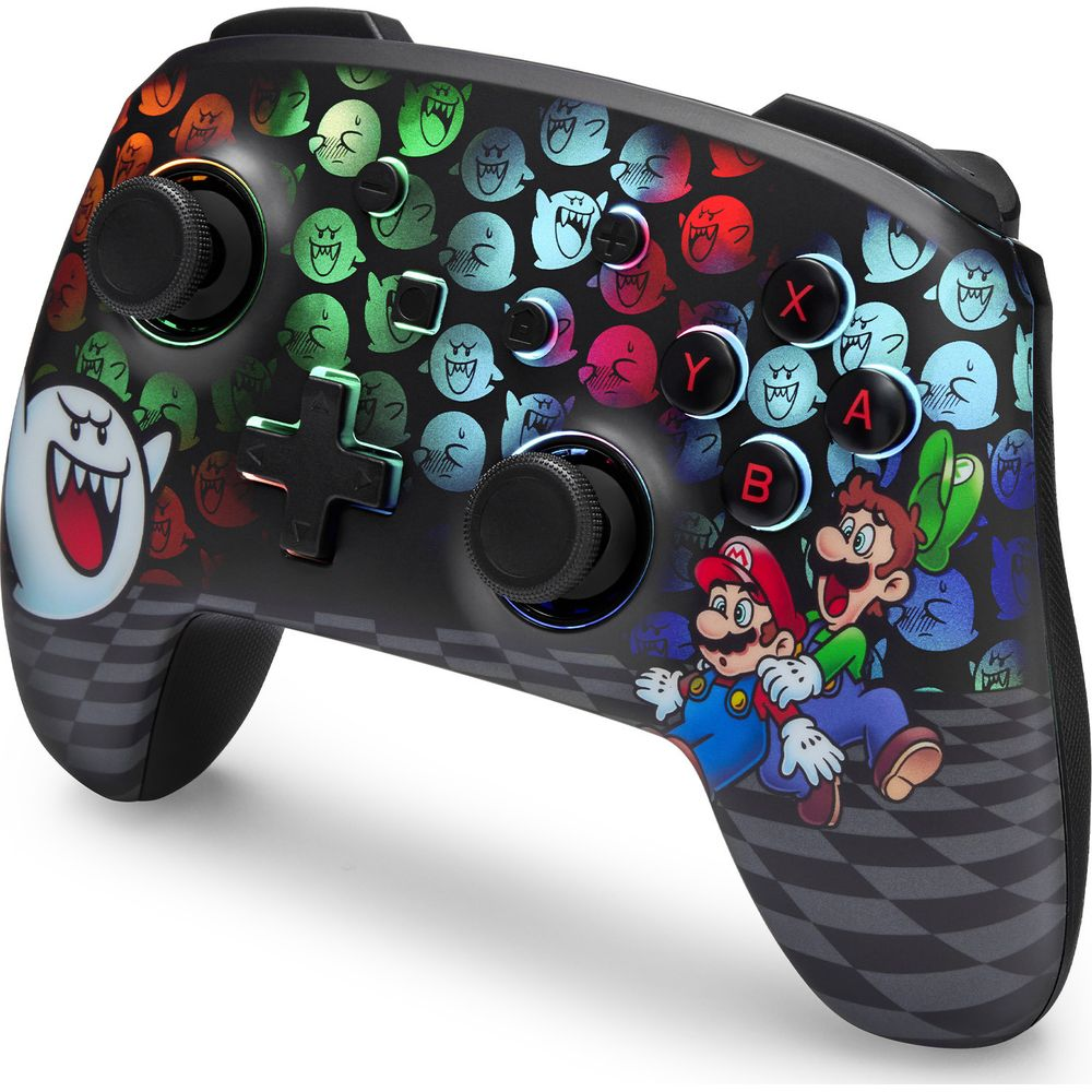Schwarzer Controller mit Mario, Luigi und Boo-Motiv. Schachbrettmuster.