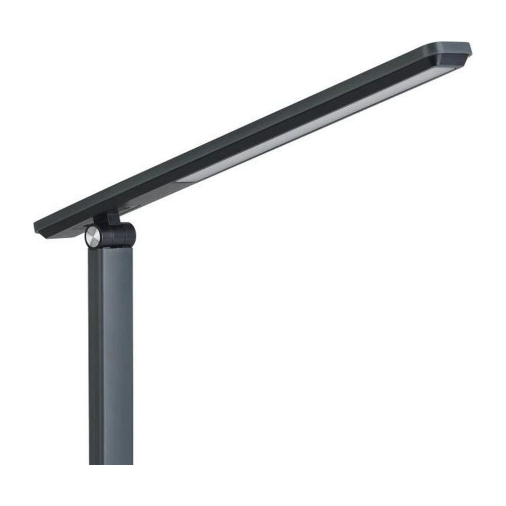 Eine schlanke, moderne Tischlampe mit einem dunklen, rechteckigen Arm und einem langen, flachen Lampenkopf.