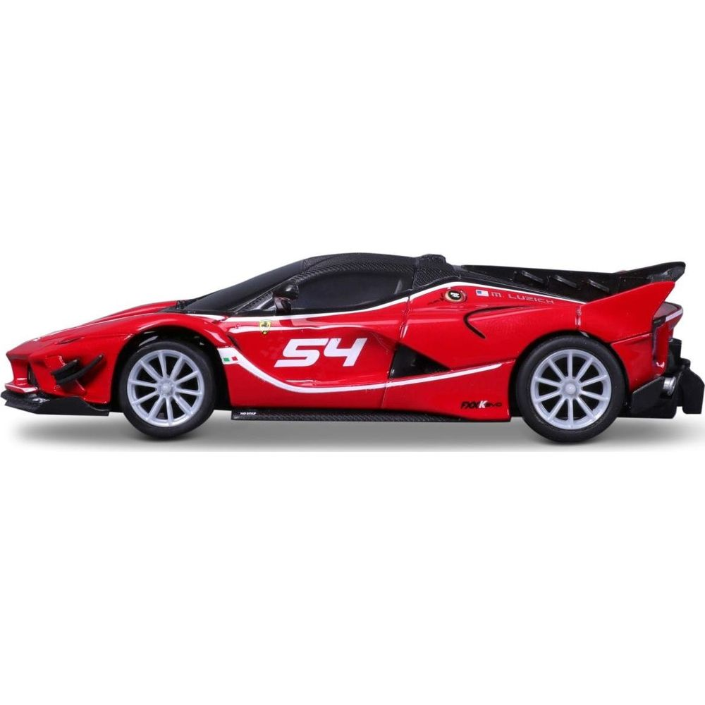 Ein rotes Rennauto-Modell mit der Nummer 54, schwarzem Dach und silbernen Felgen.