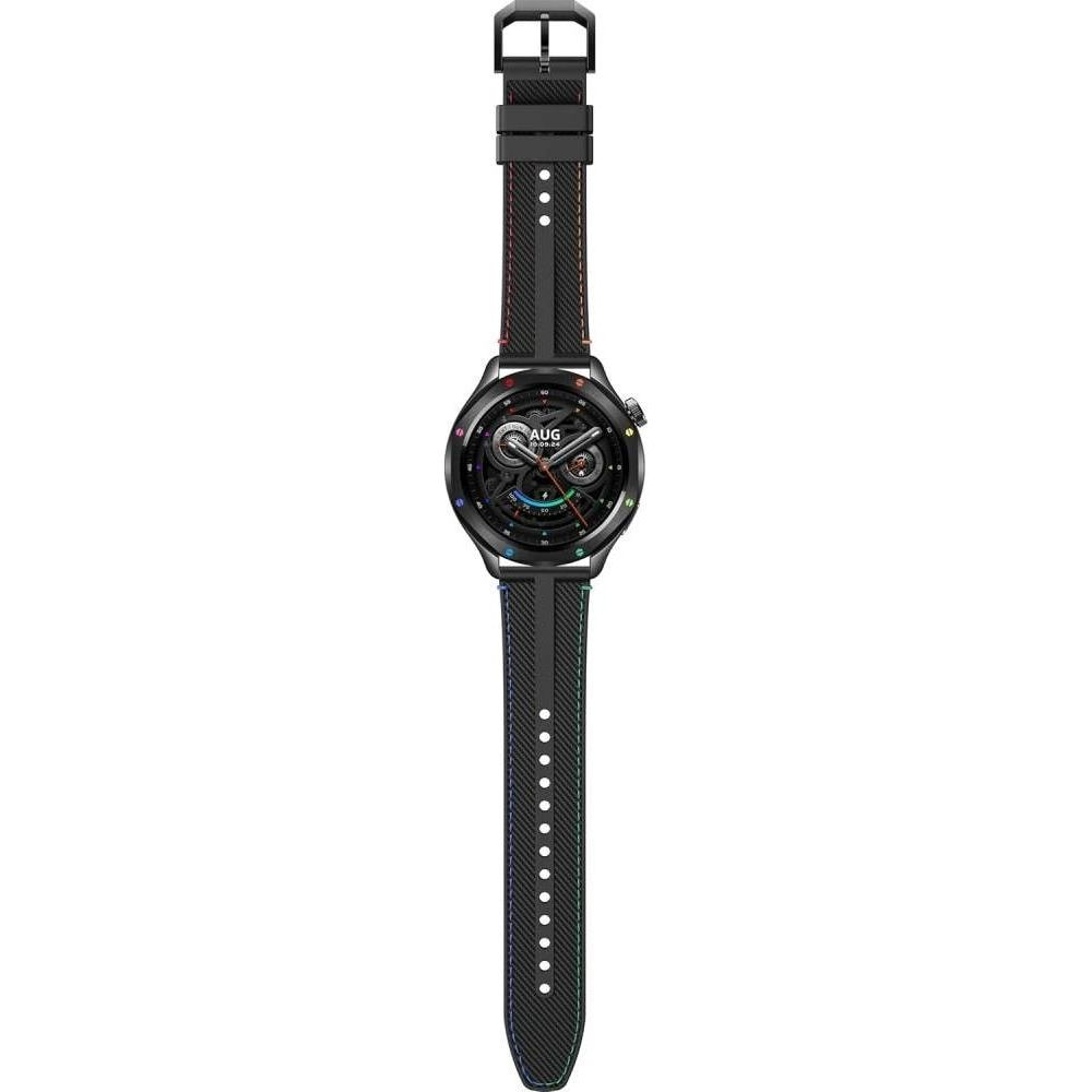 Eine schwarze Smartwatch mit einem digitalen Zifferblatt und einem perforierten Armband.