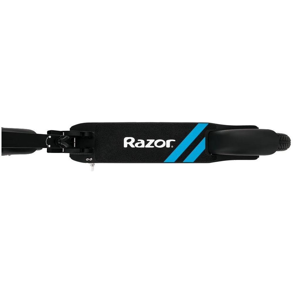 Un plateau de trottinette noir avec le logo Razor et des rayures bleues.