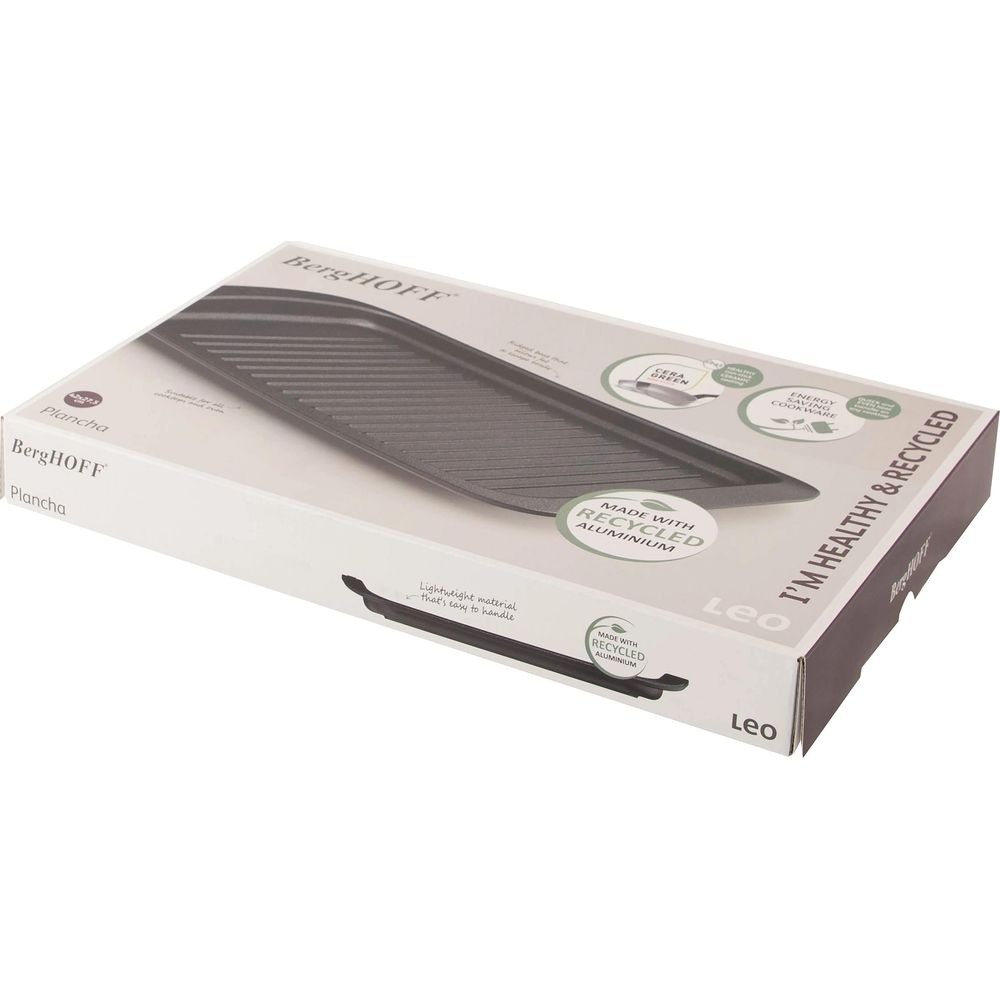 Eine BergHOFF Grillplatte aus recyceltem Aluminium in einer Verpackung.