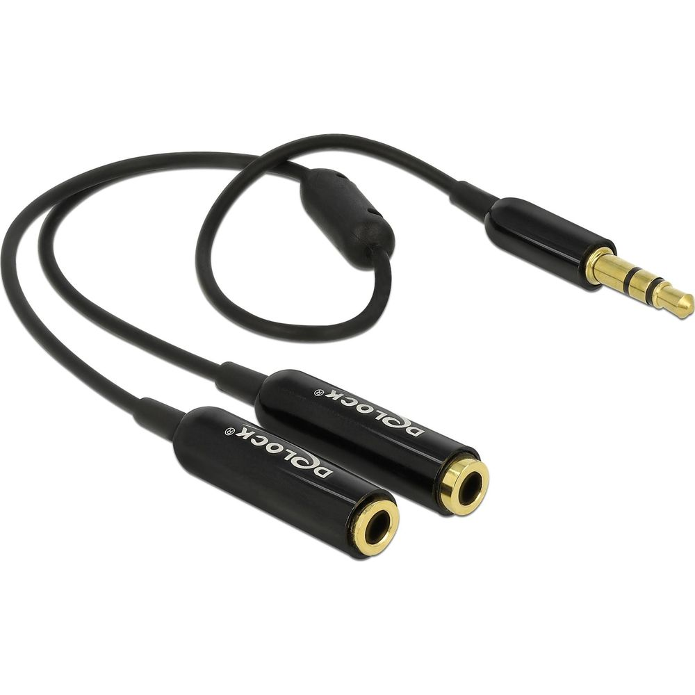 Un cable divisor de audio negro con conector macho de 3,5 mm y dos hembras.