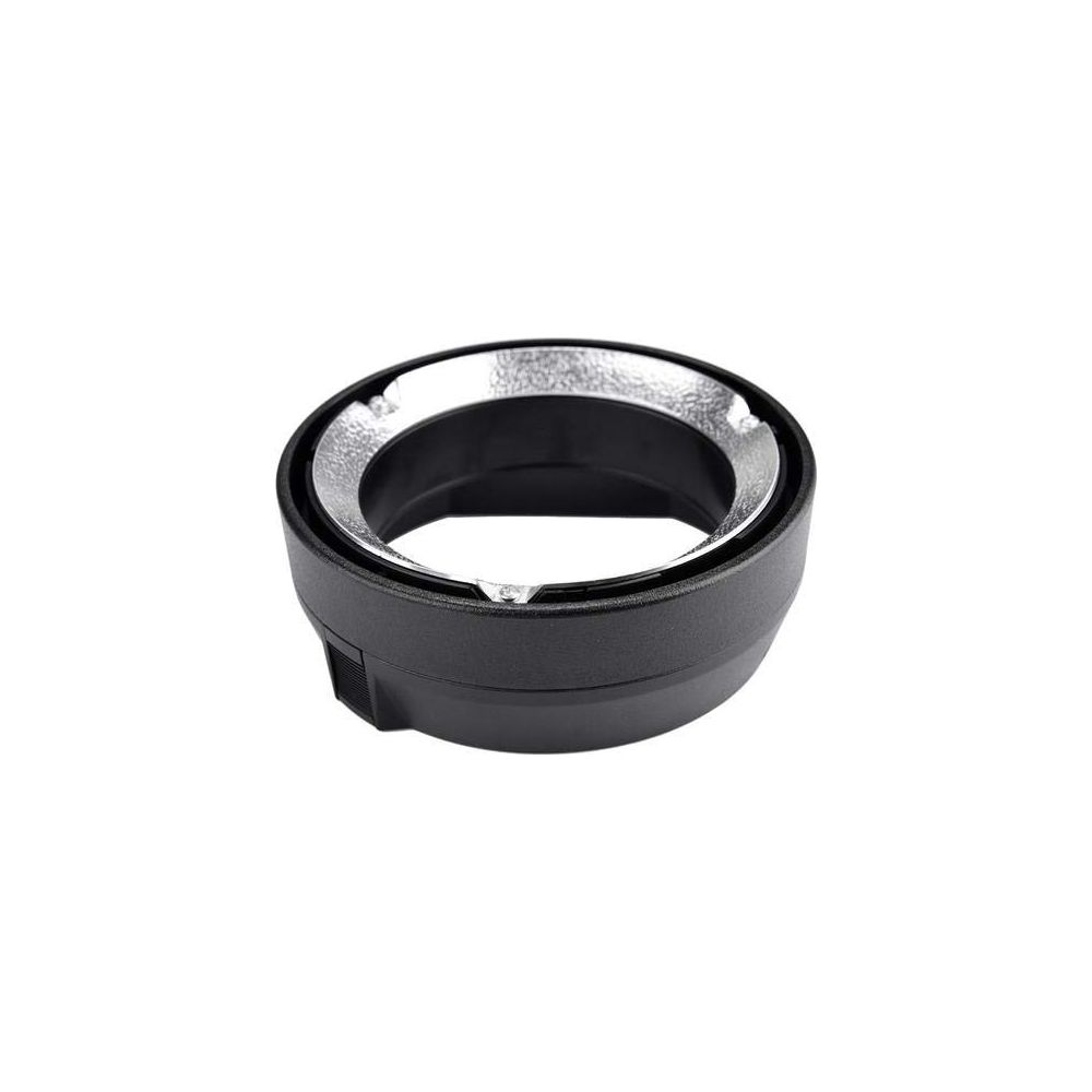 Ein schwarzer Ringreflektor mit silberner Innenfläche, freigestellt auf weißem Hintergrund.