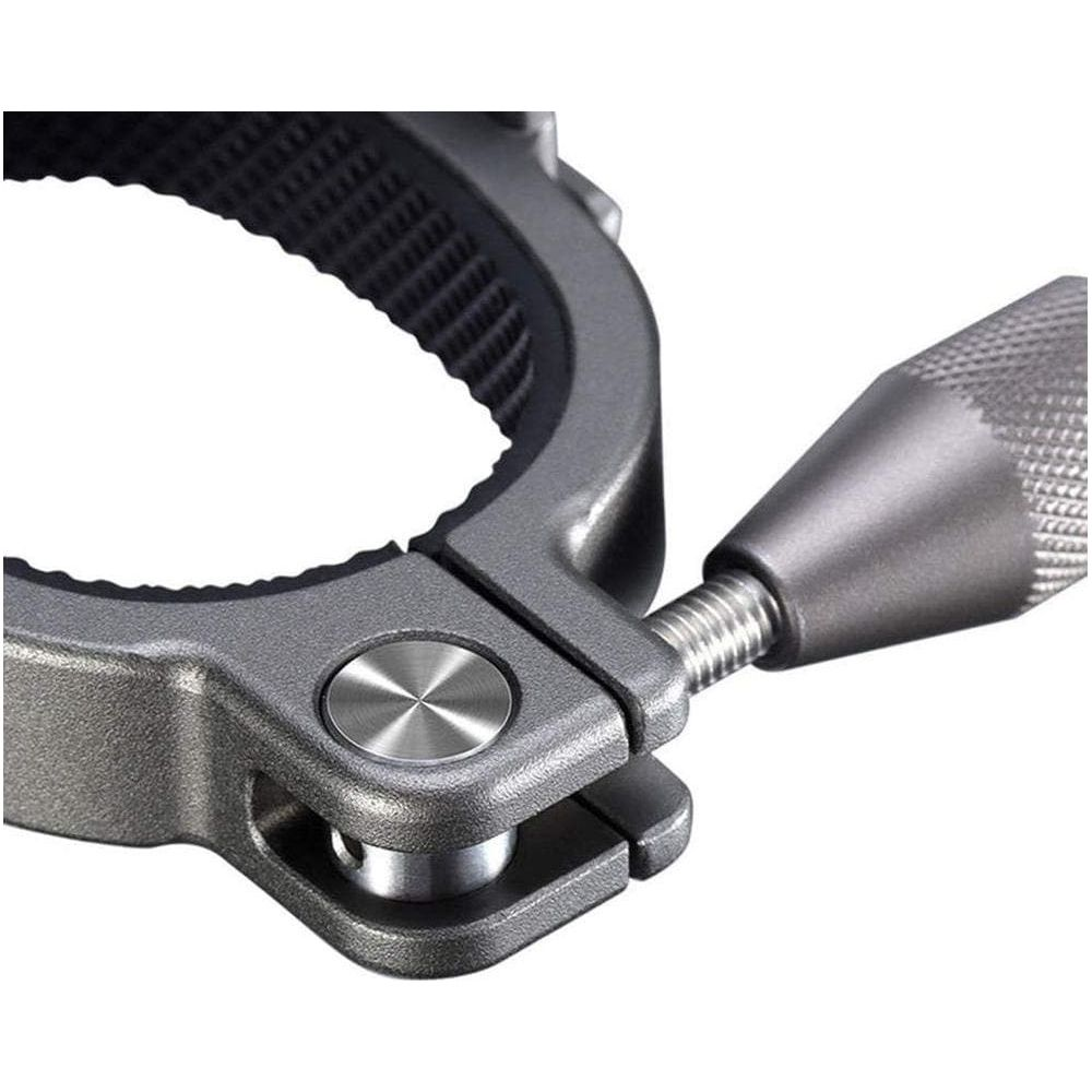 Szary metalowy zacisk z radełkowaną śrubą i gumową wkładką.