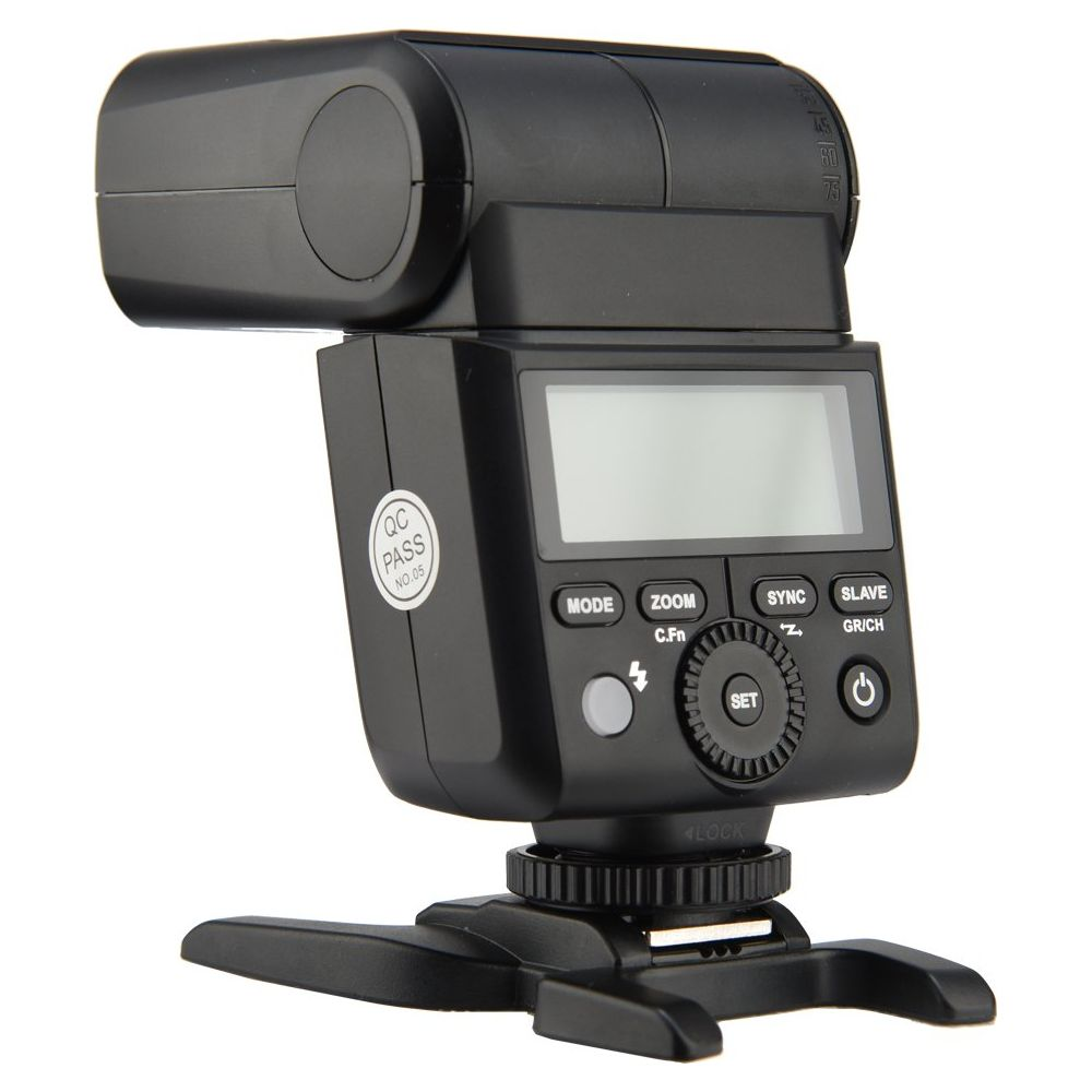 Schwarzer Kamerablitz mit LCD-Display, Knöpfen und einem Ständer.