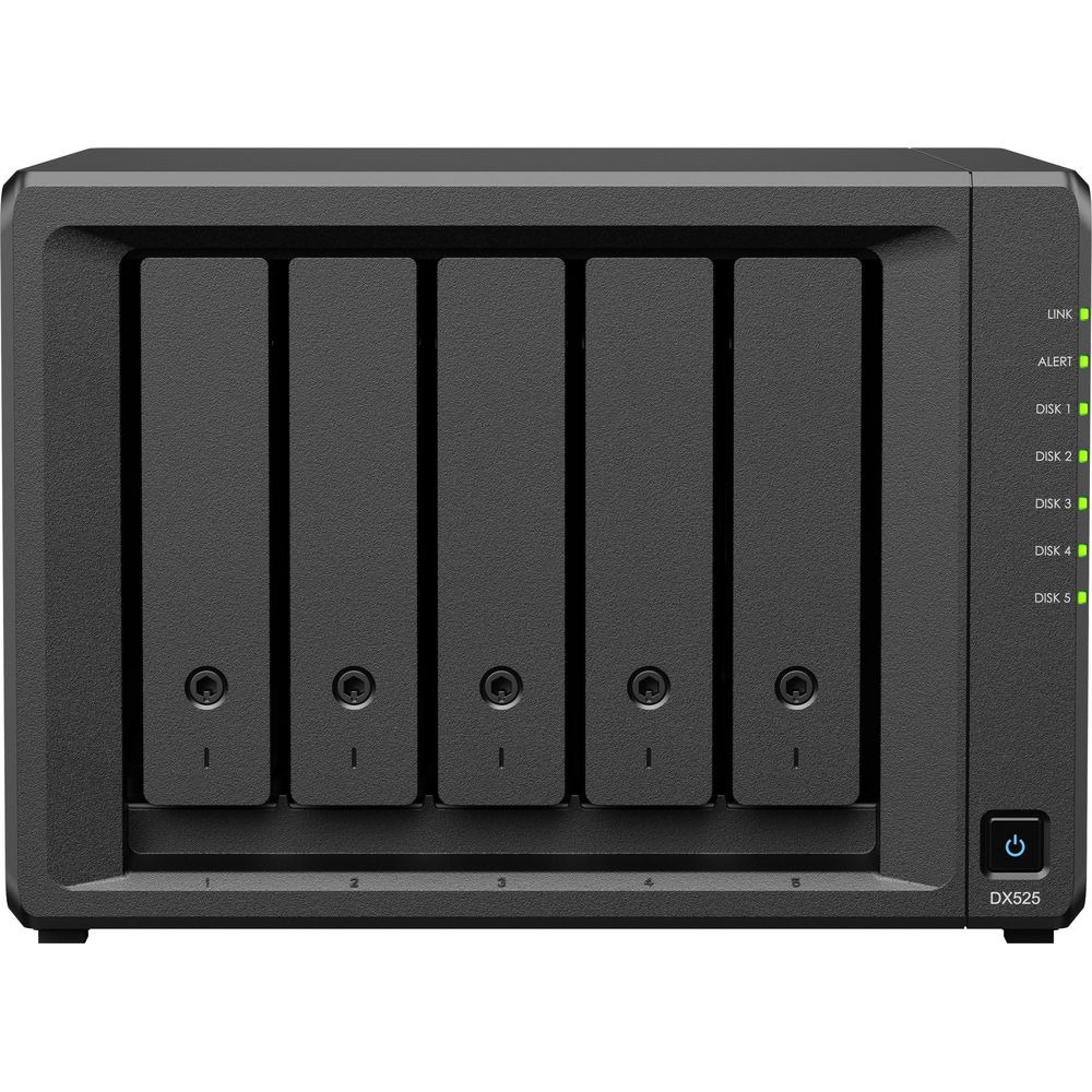 Caja NAS negra con cinco bahías para discos y luces indicadoras.