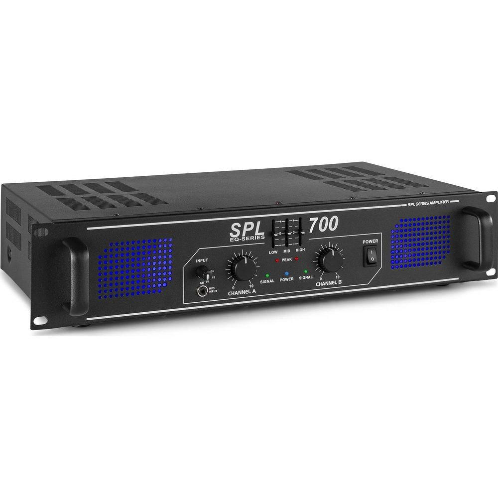 Ein schwarzer SPL 700 EQ-Series Verstärker mit Reglern und blauen Lichtern.