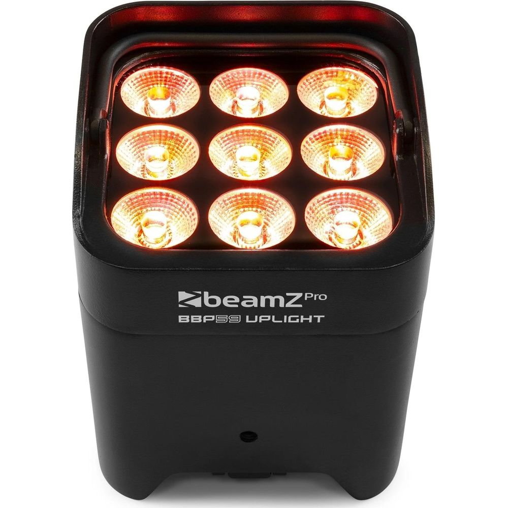 Luz ascendente negra con nueve LEDs rojos y el logo BeamZ Pro.