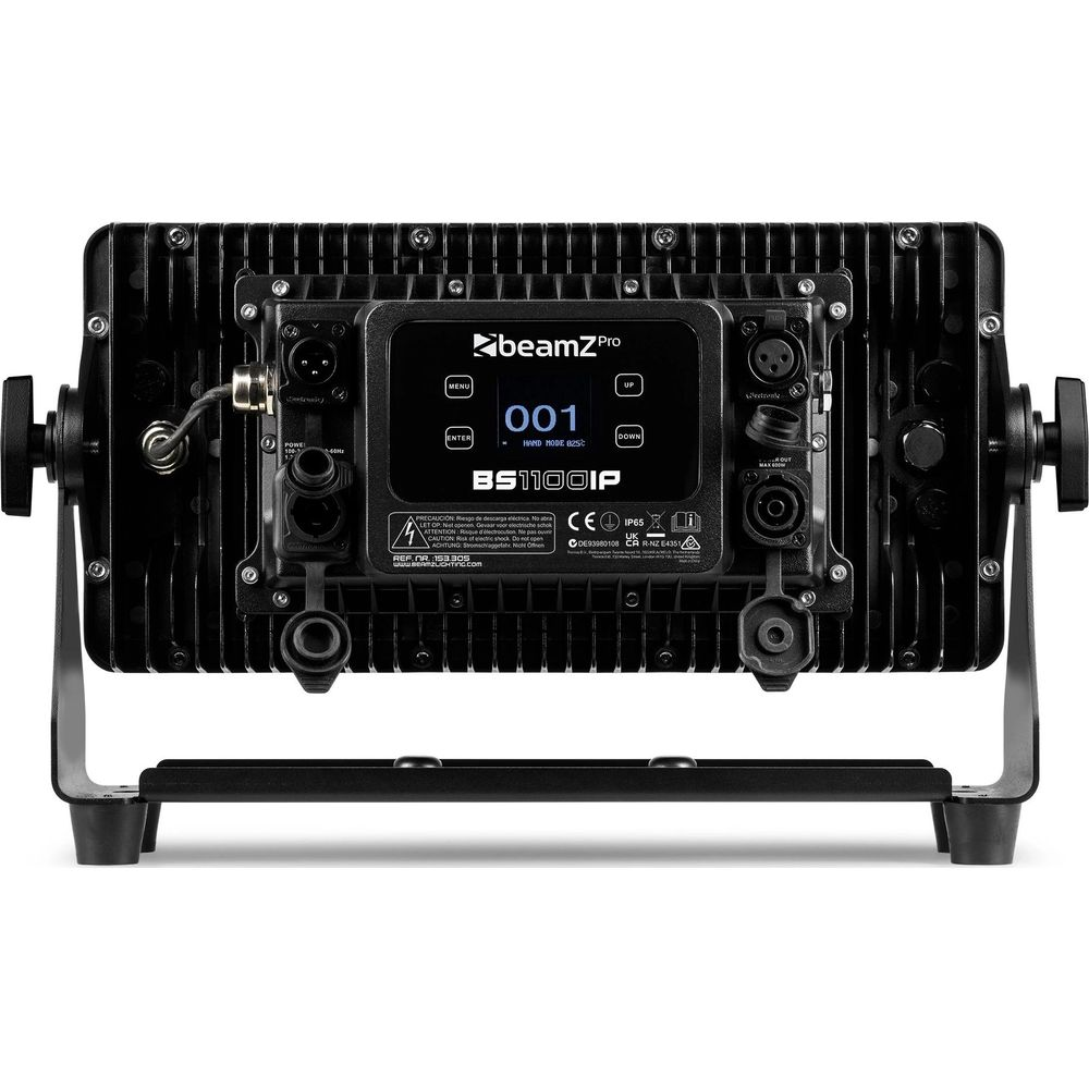 Vista trasera de un foco BeamZ Pro BS1100IP negro con pantalla y conectores.